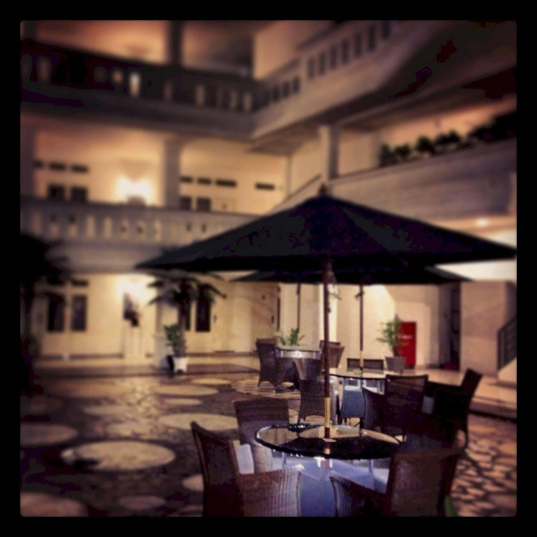 Ramayana Hotel Makassar Exterior photo